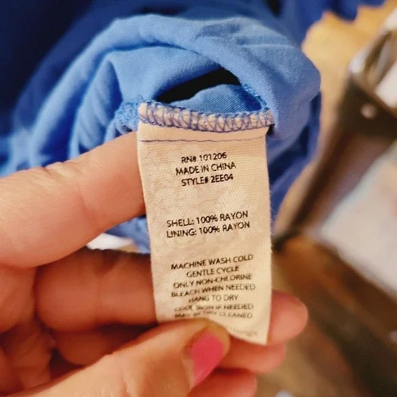 Soft Surroundings Tunic Top Flowy Long Sleeve Blue Blouse Womens Large Textured - Picture 5 of 5